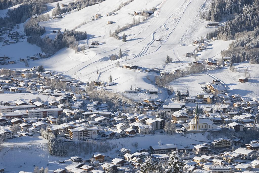 Sport Und Familienhotel Klausen Kirchberg in Tirol Bagian luar foto